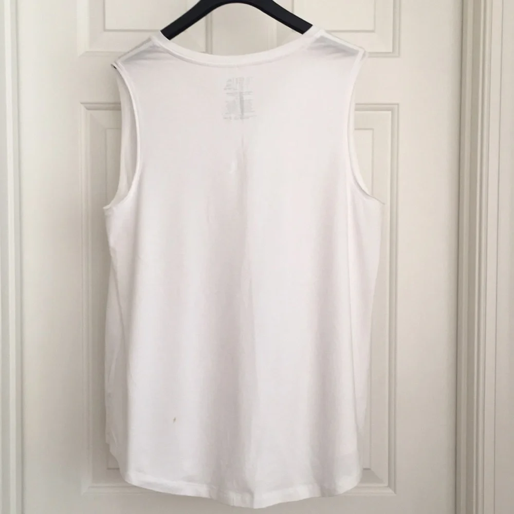 Time and Tru Tank Top XL Sleeveless top NWOT - Picture 5 of 6